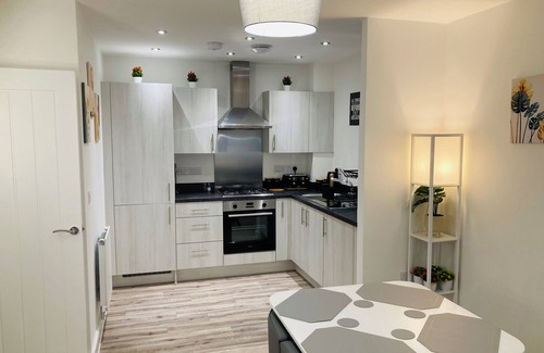 Derby Apartment | 2 Bedroom Luxury ground floor Flat! Derby City center! New house! Free Parking!