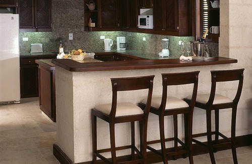 Diamond Valley Apartment | 2-Bedroom Luxury Residence Ocean Front At The Crane Resort