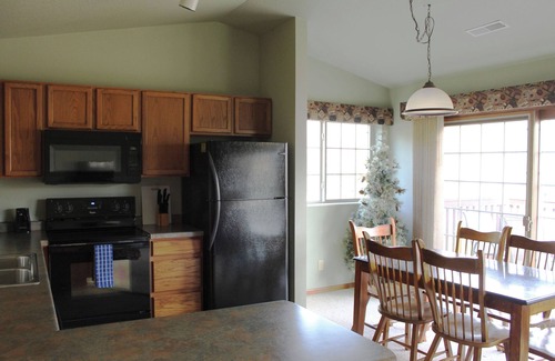 Eagle River Condo | 2 bedroom Lynx Lake condo in Eagle River WI