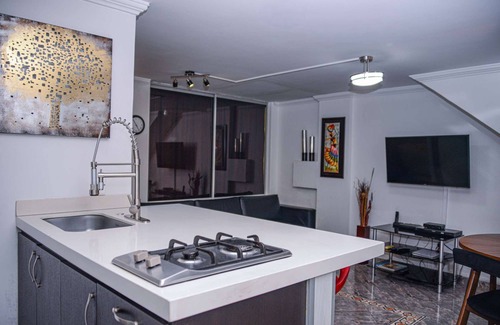 Zona Rosa Apartment | 2 Bedroom Middle Of Lleras Hot Tub