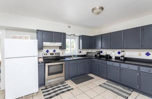 Waynesboro Apartment | 2 Bedroom Near Brewery Parkway 151 Downtown
