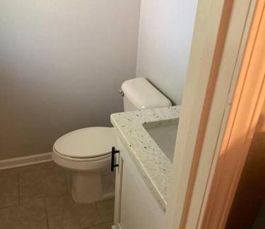 Pine Bluff House | 2-Bedroom Near Hospital and Casino