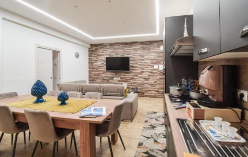 Mondragone Apartment | 2 Bedroom Nice Apartment In Mondragone