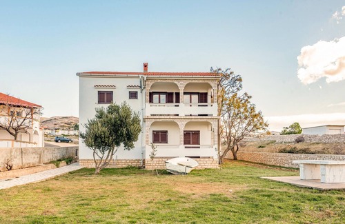 Kustici Apartment | 2 bedroom nice apartment in Kustici