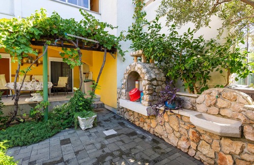 Jurandvor Apartment | 2 bedroom nice apartment in Baska