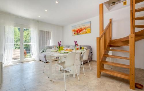 Koranski Brijeg House | 2 Bedroom Nice Home In Koranski Brijeg