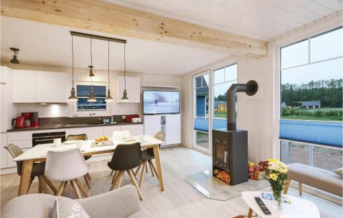 Wandlitz House | 2 Bedroom Nice Home In Zerpenschleuse
