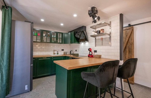 Central Dalmatia House | 2 bedroom nice home in Biorine