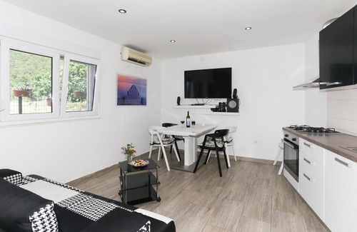 Solin House | 2 bedroom nice home in Solin