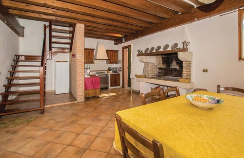 Chioggia House | 2 bedroom nice home in chioggia ve