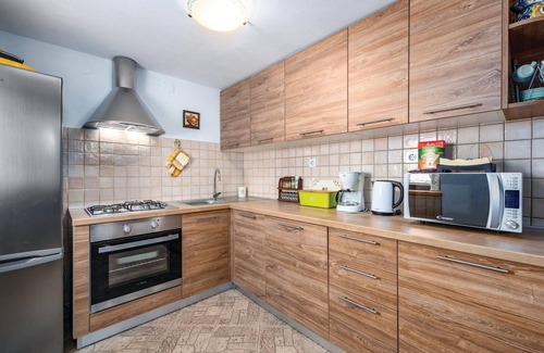 Katun Lindarski House | 2 bedroom nice home in Milotski Brijeg