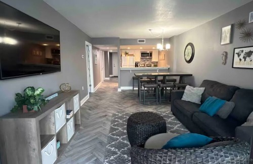 Myrtle Beach Condo | 2-bedroom ocean front condo in Myrtle Beach. Amazing view! sleeps 8