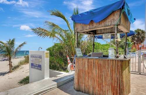 Bermuda Riviera Apartment | 2-Bedroom Ocean Front Direct