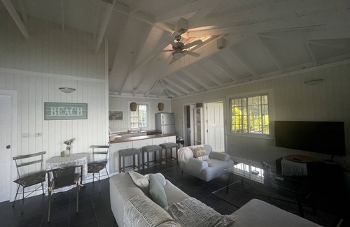 Portsmouth House | 2 bedroom, ocean-view oasis