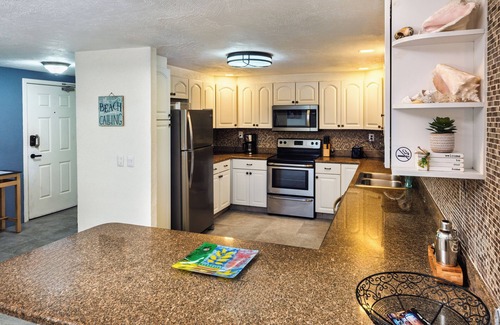 Colonia Centro Condo | 2-Bedroom Oceanfront Condo w/Breathtaking Views – Your Dream Getaway in Cozumel