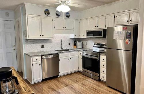 North Myrtle Beach House | 2 Bedroom Oceanview Condo at Sea Cabin! Sleeps 5!