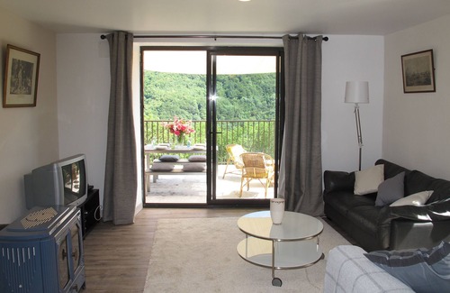Peux-et-Couffouleux House | 2 Bedroom Private vacation home in Peux et Couffouleux