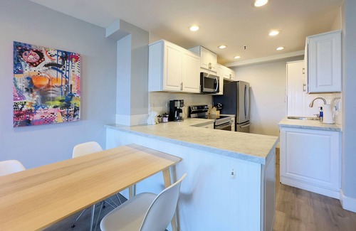 Pacific Beach Condo | 2-bedroom penthouse condo with AC and Ocean/Bay Views