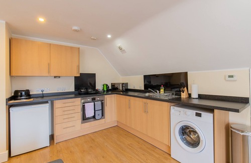 Hoddesdon Apartment | 2-bedroom Penthouse, Clockhouse, Hoddesdon