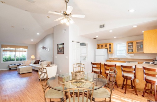 Wellington Apartment | 2 Bedroom, Perfect Wellington Private Retreat Near Palm Beach