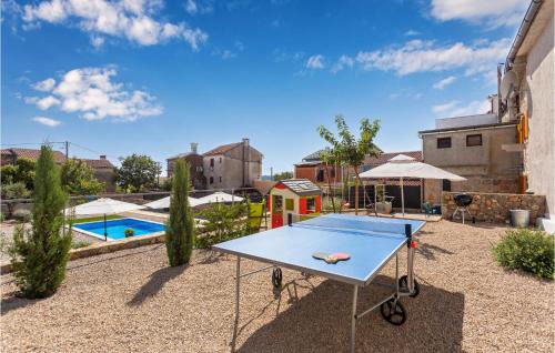 Brzac House | 2 Bedroom Pet Friendly Home In Brzac
