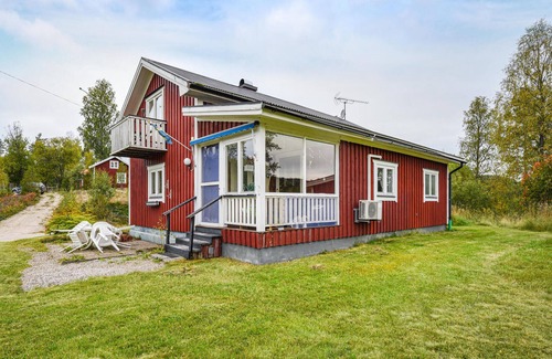 Eksharad House | 2 bedroom pet friendly home in Ekshärad