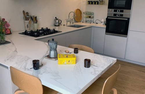 Doelan House | 2 bedroom private vacation home in clohars-carnoã "t