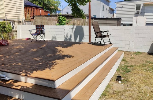 Clason Point House | 2 Bedroom Private vacation home in The Bronx