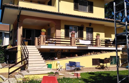 Guidonia Montecelio House | 2 Bedroom Private vacation home in Laghetto