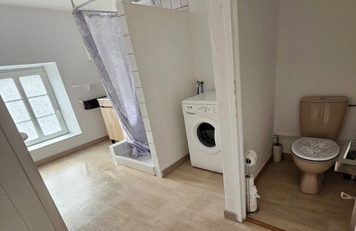 Insming House | 2 bedroom private vacation home in insming