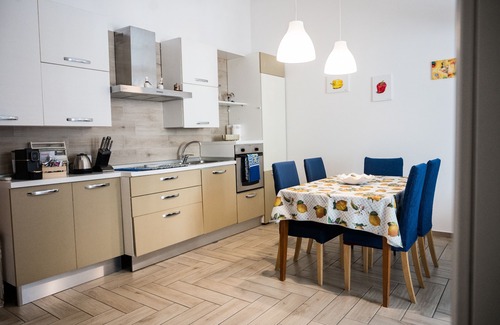 Marini House | 2 Bedroom Private vacation home in Molina