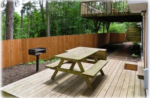 Cooperstown - Otsego Lake Apartment | 2 Bedroom Railroad layout