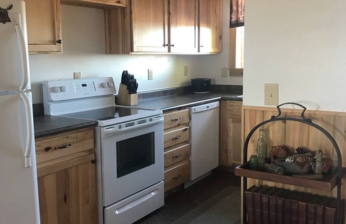 Walden House | 2 bedroom retreat in Moose Capitol in Colorado!
