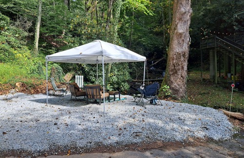 Cullowhee House | 2-bedroom RV with your own private waterfalls