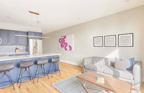 Olde Kensington Apartment | 2-Bedroom Sophisticated Philly Stay