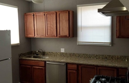 Pueblo House | 🌅 2-bedroom Spacious house. Close City Center & State Fair