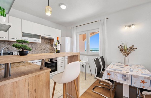 Bicine Apartment | 2 bedroom stunning apartment in Skradin