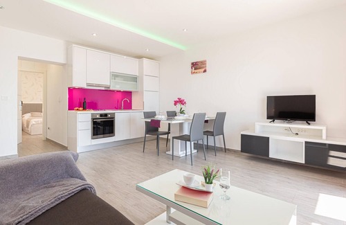 Medici Apartment | 2 bedroom stunning apartment in Medici