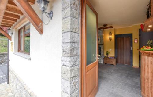 Tavernole sul Mella Apartment | 2 Bedroom Stunning Apartment In Pezzoro
