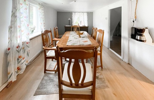 Oxnevalla House | 2 bedroom stunning home in öxnevalla