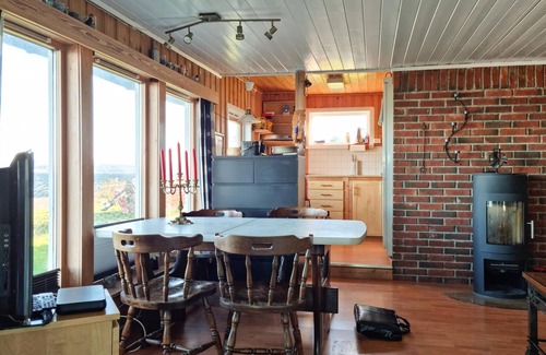 Rennesoy House | 2 bedroom stunning home in Rennesøy