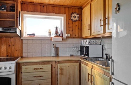 Rennesoy House | 2 bedroom stunning home in Rennesøy