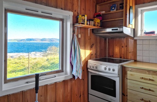Rennesoy House | 2 bedroom stunning home in Rennesøy