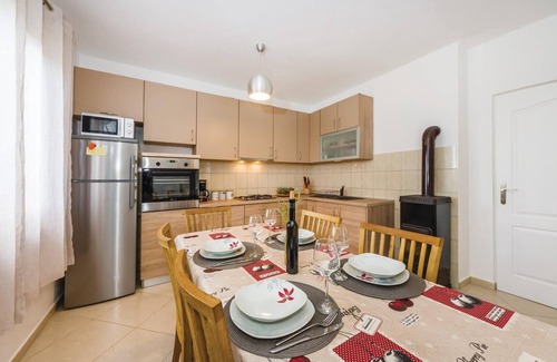 Tinj House | 2 bedroom stunning home in Biograd
