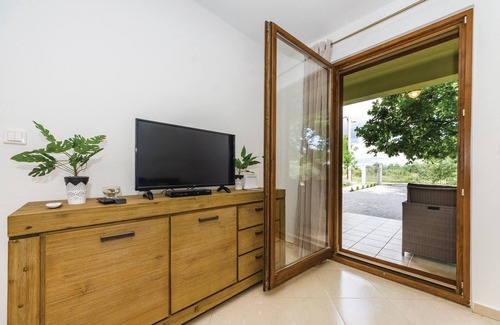 Tinj House | 2 bedroom stunning home in Biograd