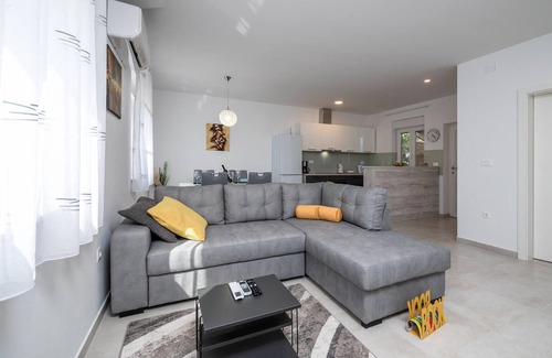 Barban House | 2 bedroom stunning home in Zeliski