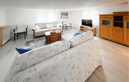 Oxnevalla House | 2 Bedroom Stunning Home In Öxnevalla