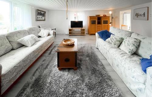 Oxnevalla House | 2 Bedroom Stunning Home In Öxnevalla