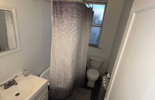Midtown Apartment | 2 Bedroom Stylish Apartment