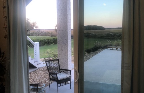 Kingsland Villa | 2 BEDROOM SUITE (SEPARATE FROM MAIN HOUSE) POOL, MARSH, GOLF AND WATER VIEWS